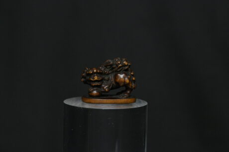 Netsuke Shishi wood II