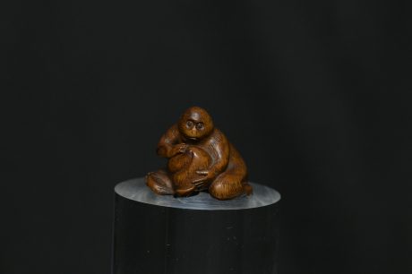 Netsuke Monkey peach wood