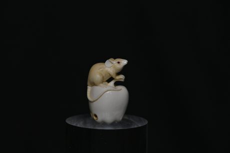 Netsuke rat and apple ivory