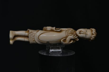 Okimono court noble ivory