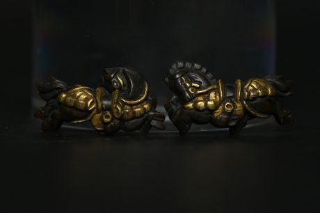 Menuki horses shakudo