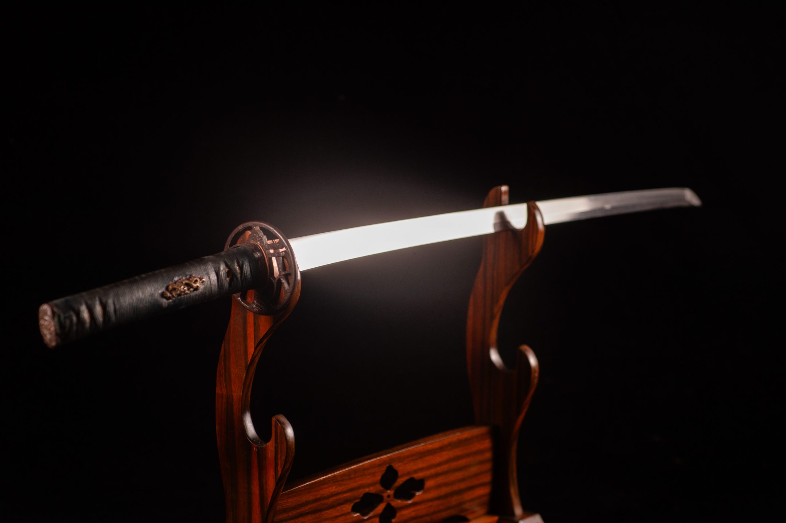 Nihonto katana for sale / Purchase a katana Nihonto Katana zu verkaufen / Nihonto Katana kaufen Nihonto katana in vendita / Acquistare nihonto katana Nihonto katana à venda / Comprar nihonto katana Nihonto katana à vendre / Acheter un nihonto katana Nihonto katana te koop / Nihonto katana kopen Nihonto katana na predaj / Kúpiť nihonto katana Nihonto katana za prodajo / Kupite nihonto katana Nihonto-Katana zum Verkaf / Kaaft eng Nihonto-Katana Nihonto katana na sprzedaż / Kup nihonto katana