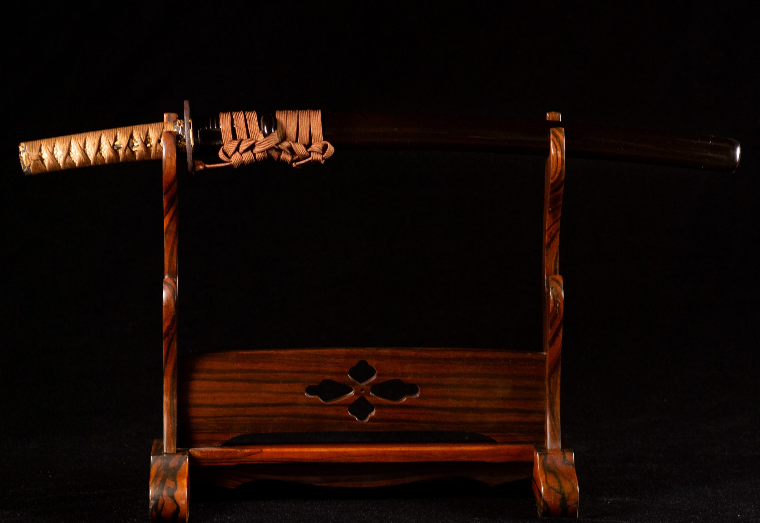 Nihonto katana for sale / Purchase a katana Nihonto Katana zu verkaufen / Nihonto Katana kaufen Nihonto katana in vendita / Acquistare nihonto katana Nihonto katana à venda / Comprar nihonto katana Nihonto katana à vendre / Acheter un nihonto katana Nihonto katana te koop / Nihonto katana kopen Nihonto katana na predaj / Kúpiť nihonto katana Nihonto katana za prodajo / Kupite nihonto katana Nihonto-Katana zum Verkaf / Kaaft eng Nihonto-Katana Nihonto katana na sprzedaż / Kup nihonto katana