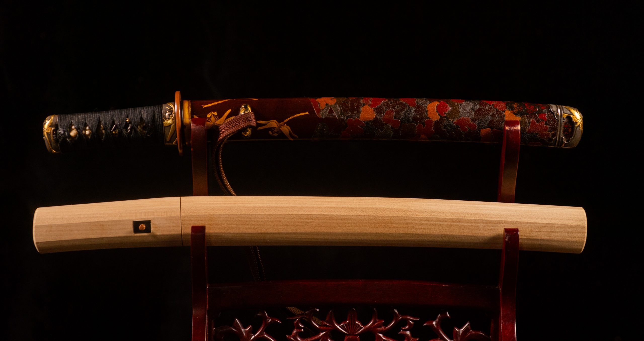 Nihonto tanto Tonbo for sale horimono hozon NBTHK