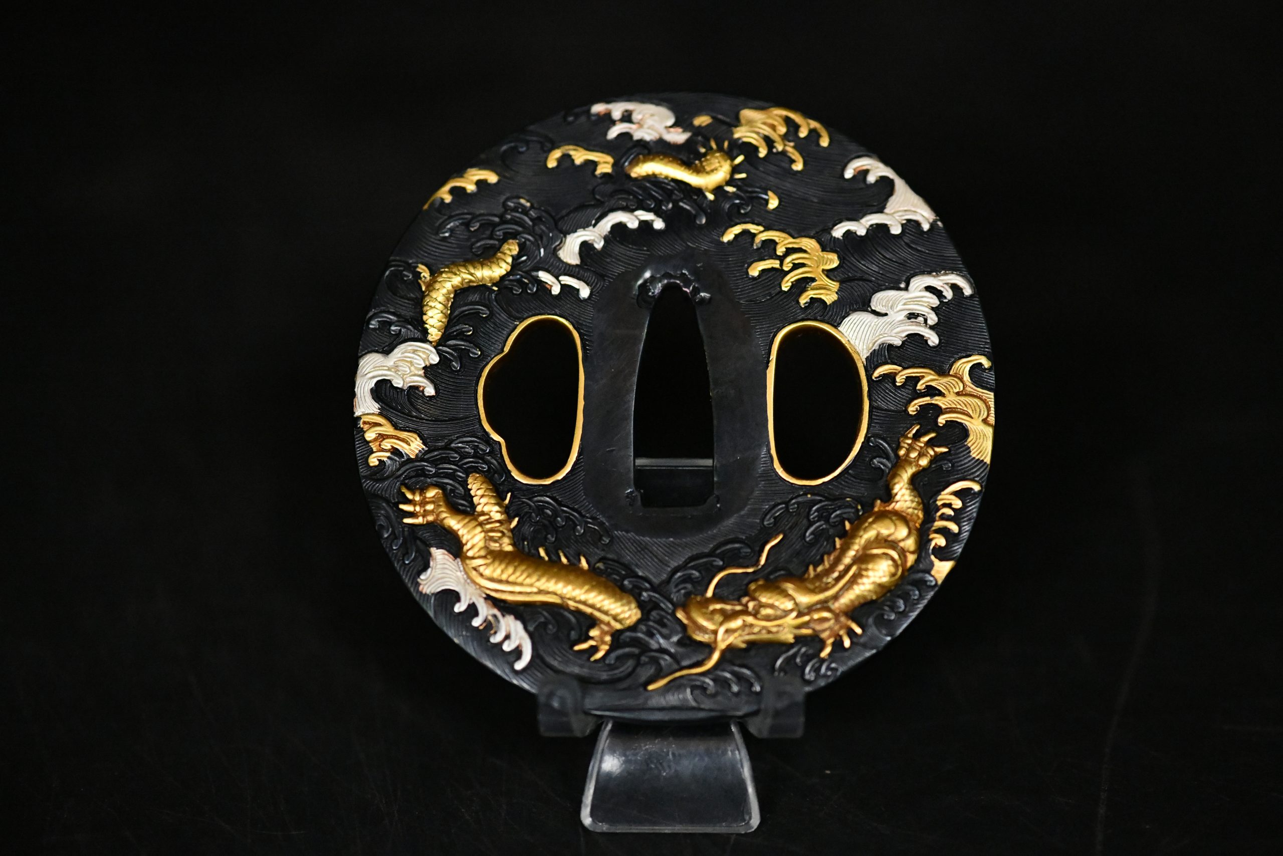Dragon tsuba a vendre