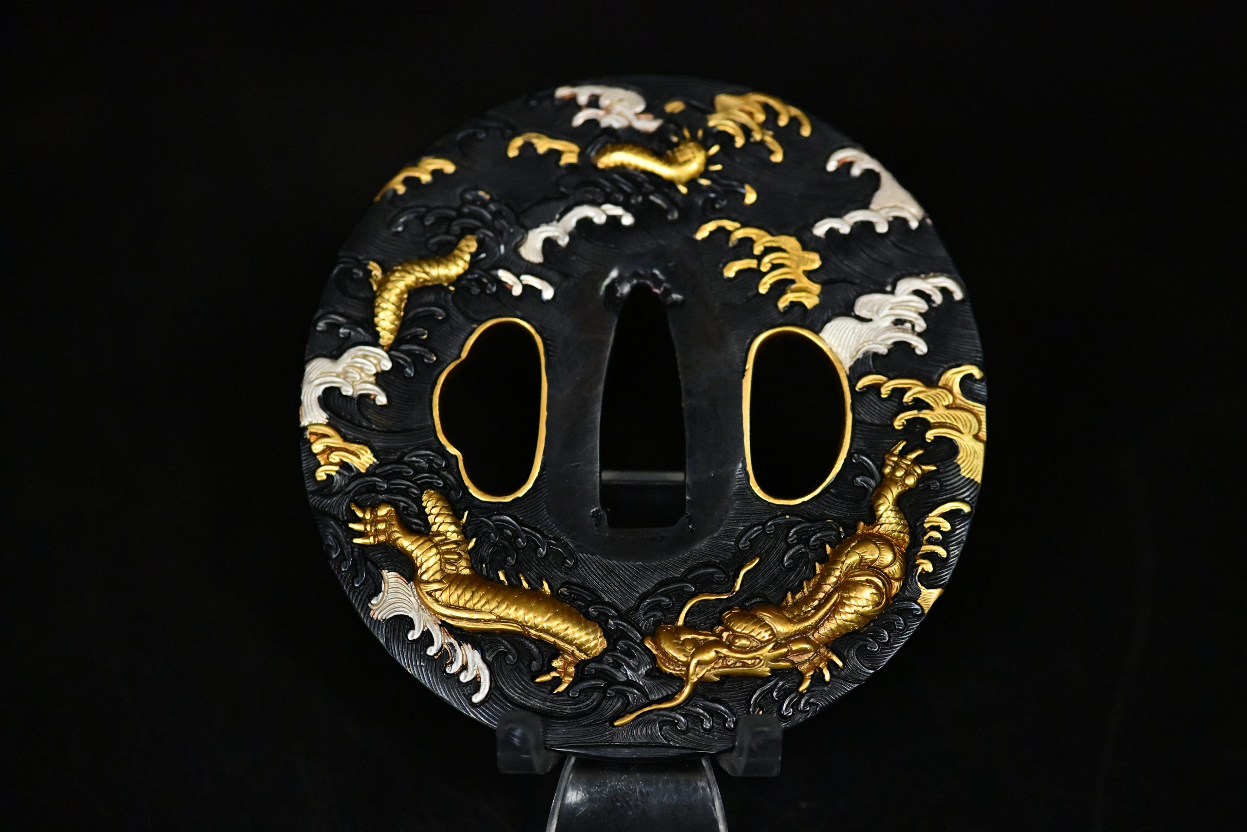 Dragon tsuba a vendre
