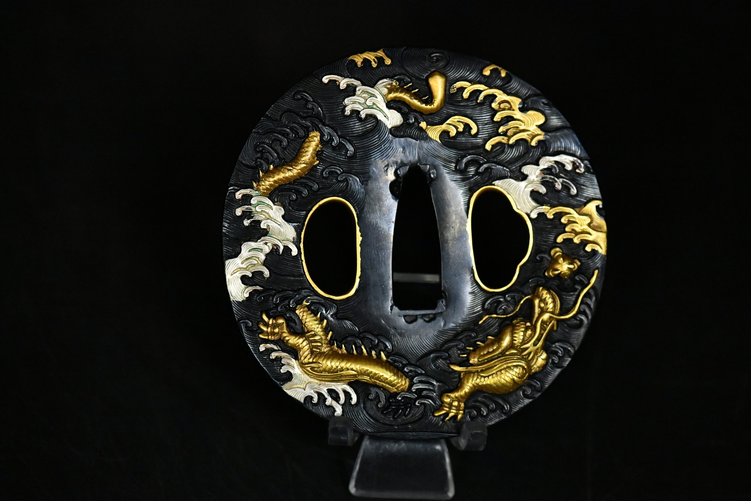Dragon tsuba a vendre