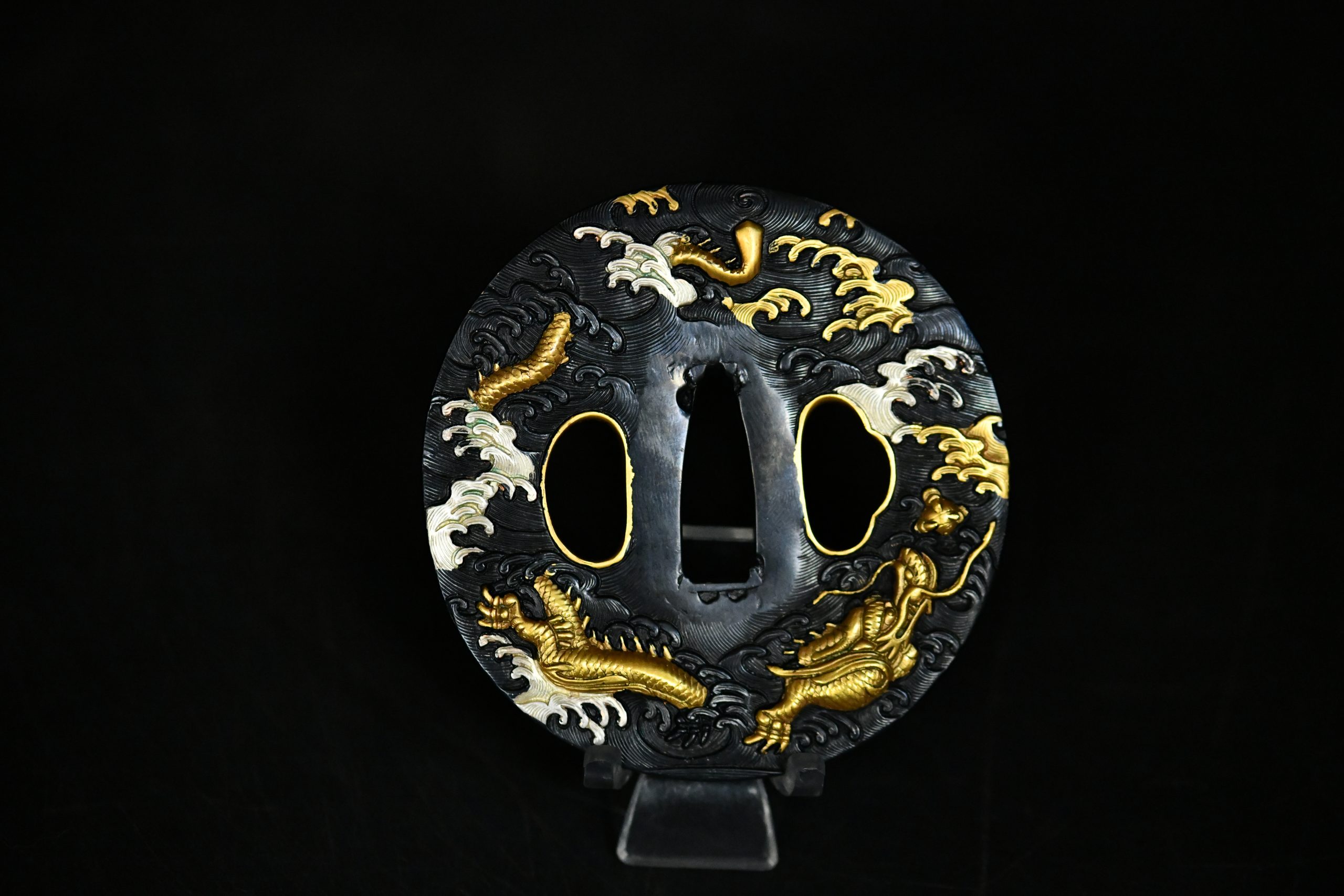 Dragon tsuba a vendre