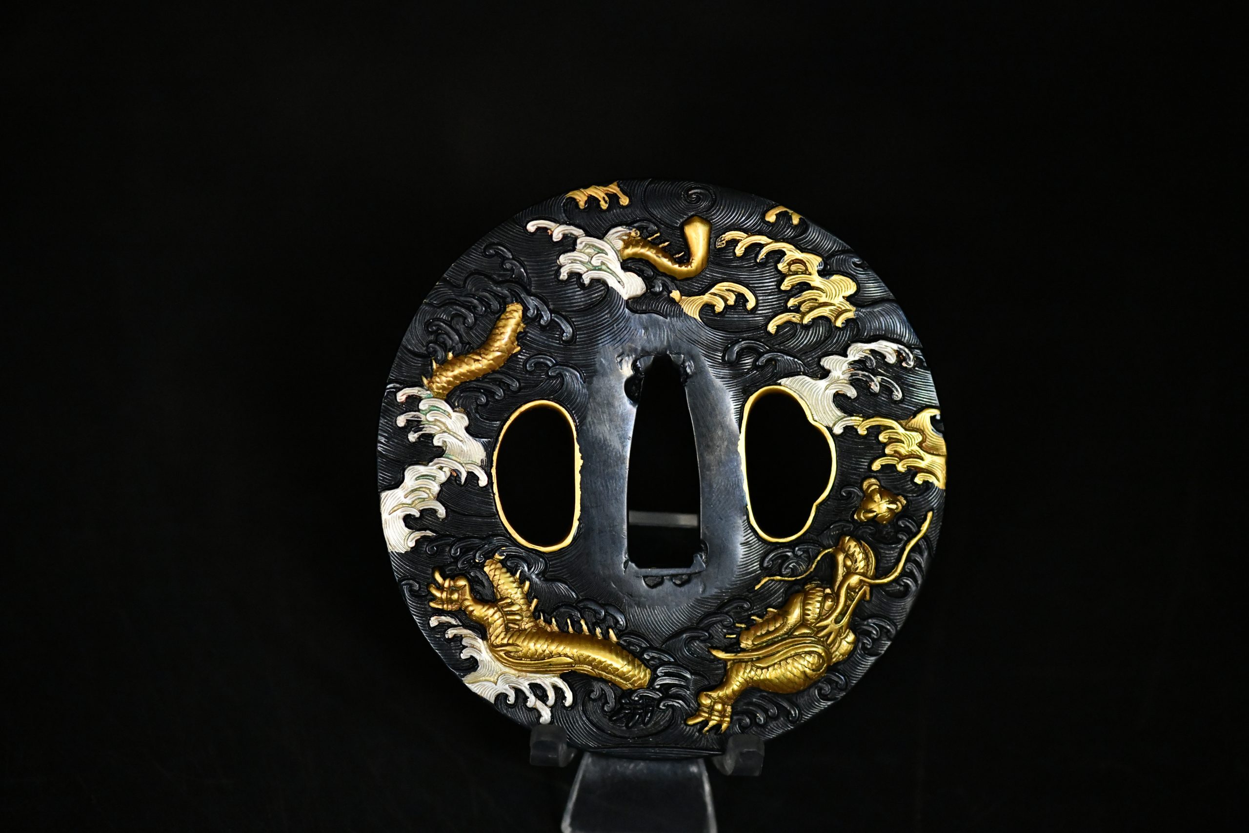 Dragon tsuba a vendre