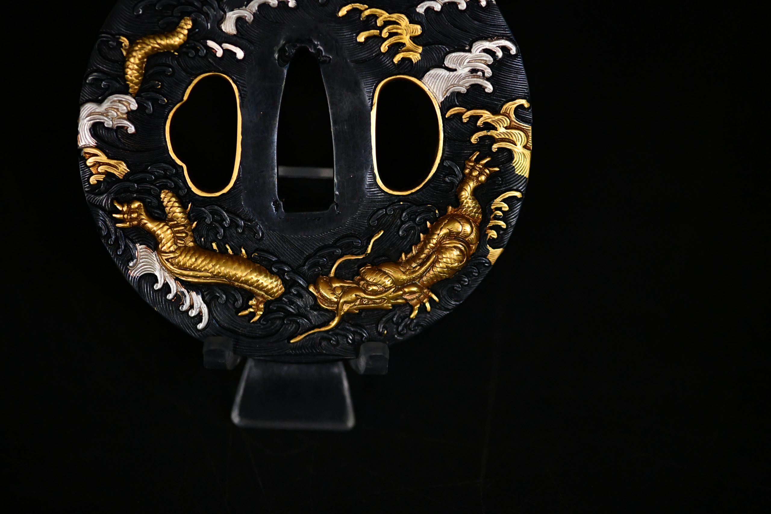 Dragon tsuba a vendre