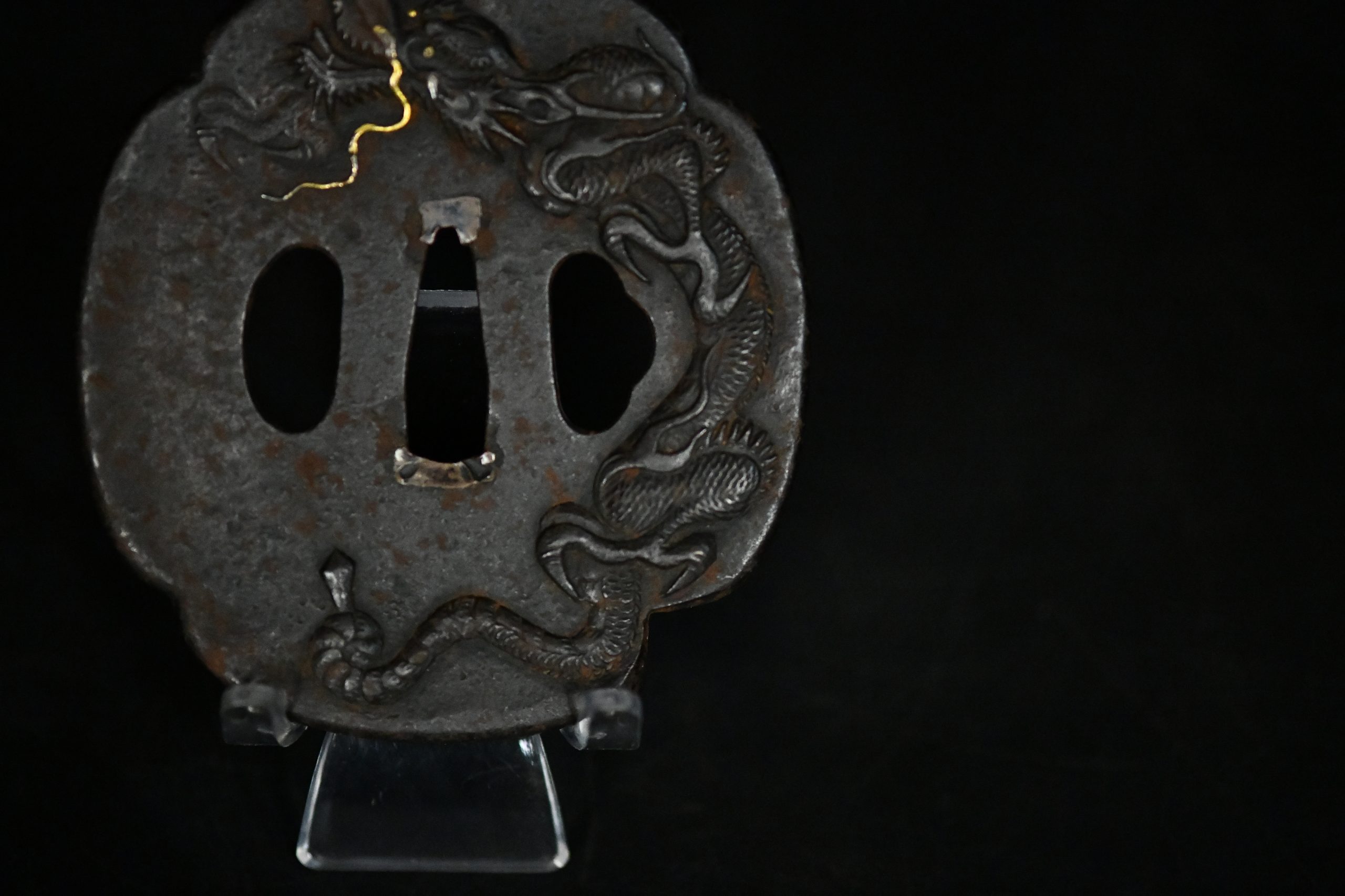 Iron dragon Edo tsuba a vendre